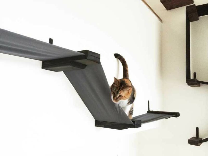 猫用 キャットタワー Catastrophic Creations 壁取り付け用  ラージファブリックレースウエイハンモック オニキスグレーブラック