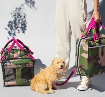 ペット キャリーバックの通販ページならオールフォーワンズライフ